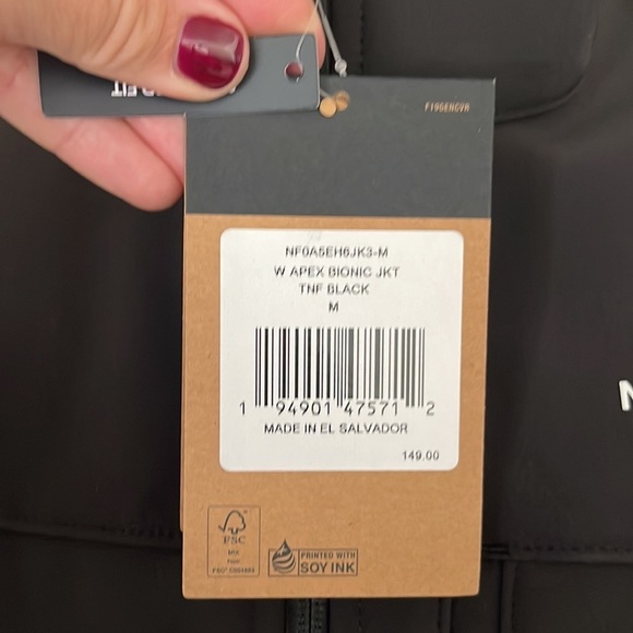 (NWT) The North Face Women’s Bionic Jacket TNF Black - Picture 6 of 15
